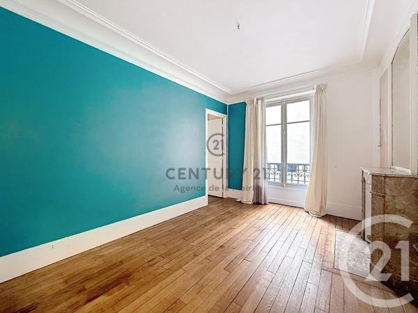 Appartement à vendre  4 pièces - 90,22 m 2   PARIS  - 75011