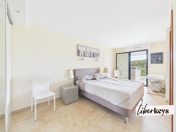 Appartement 3 pièces -  87 m2 - Terrasse - Piscine - Vue mer - Saint-Raphaël Boulouris