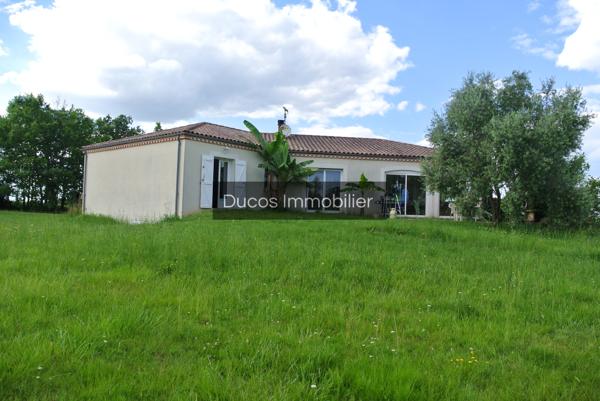 Maison avec un hangar de 100 m²