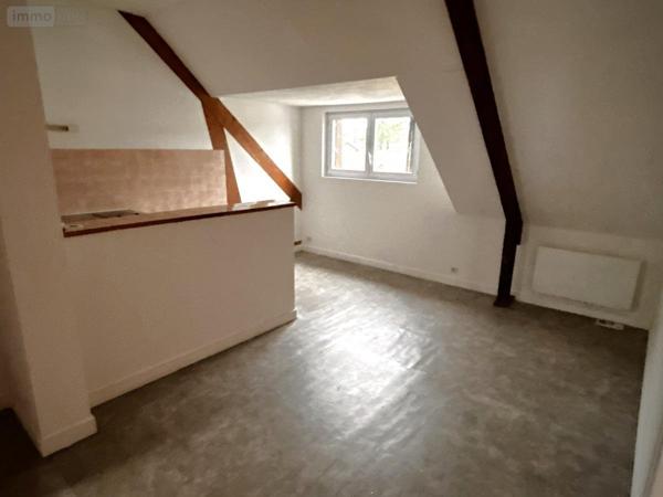 Appartement à louer à Guer dans le Morbihan (56380), ref : 56046-L221