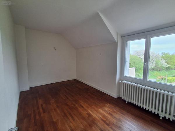 Maison à louer à Princé en Ille-et-Vilaine (35210), ref : 29041   
bourg