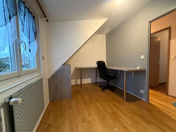 Maison - 6 pièces - 102 m²