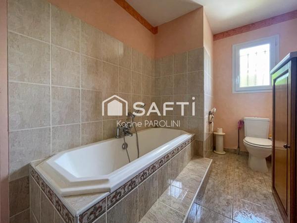 Villa 8 pièces 220m2