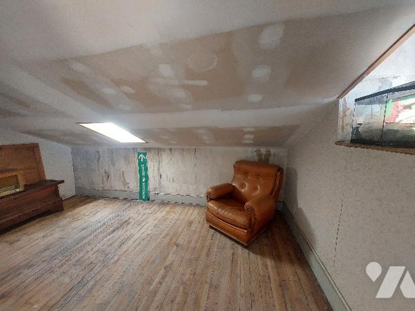 SAINT-GAUDENS, maison de ville sur trois niveaux avec jardin attenant, proche des commerces