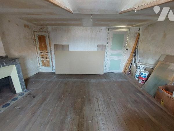 SAINT-GAUDENS, maison de ville sur trois niveaux avec jardin attenant, proche des commerces