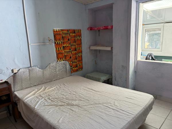 LES SABLES D'OLONNE (85100) RARISSIME ADORABLE MAISON DE PECHEUR A RENOVER AVEC DEPENDANCE ET JARDIN