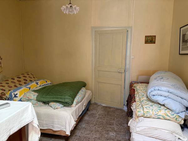 LES SABLES D'OLONNE (85100) RARISSIME ADORABLE MAISON DE PECHEUR A RENOVER AVEC DEPENDANCE ET JARDIN
