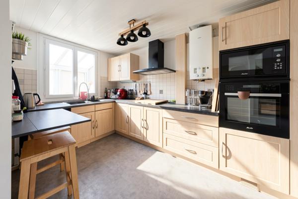 Pennes-Mirabeau (13170) Maison T4 95 m2 les Amandiers