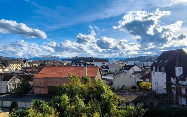 Appartement à vendre    1 pièce • 26,04 m2 Pau