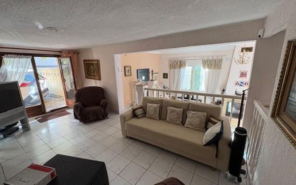 Maison à vendre    4 pièces •  Nice