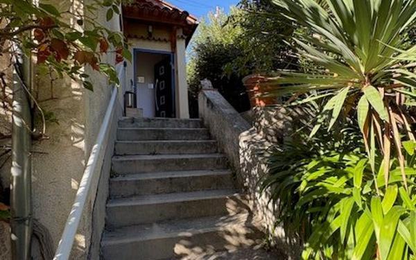 Maison à vendre    4 pièces •  Nice