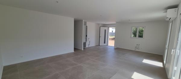 Villa mitoyenne Neuve 4P avec Jardin 650m2