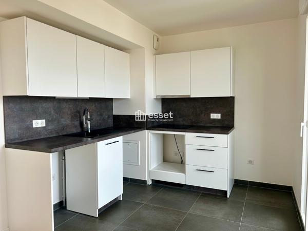 Location Appartement 2 pièces 44.56 m² - Courbevoie 92400