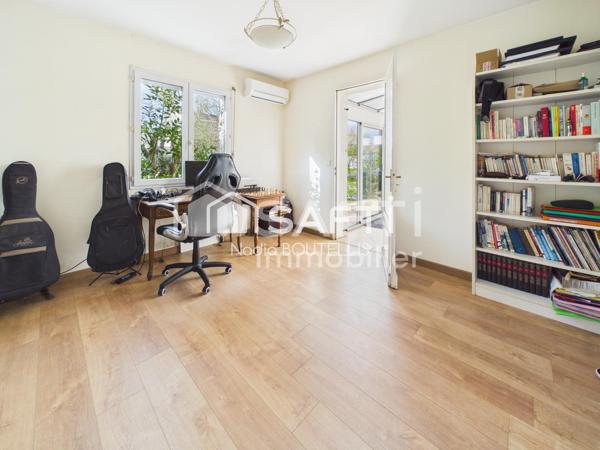Belle maison familiale, 5 chambres, grand terrain au calme.