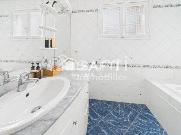 Belle maison familiale, 5 chambres, grand terrain au calme.