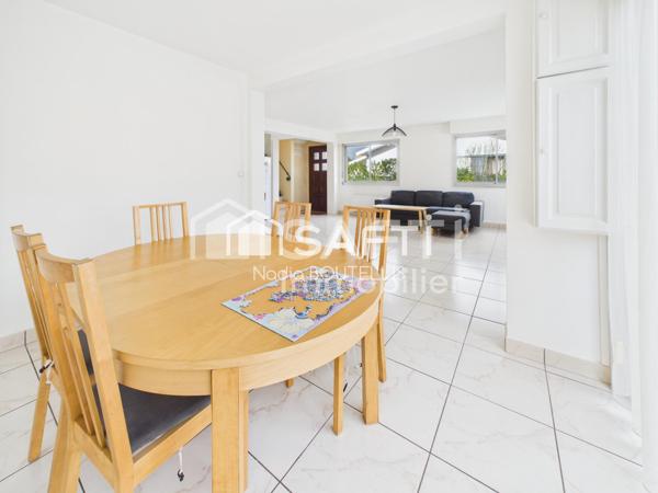 Belle maison familiale, 5 chambres, grand terrain au calme.