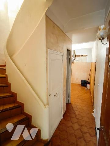 Maison de ville 79 m² – 3 chambres – Centre Oraison – Cave – Climatisation – Potentiel rénovation