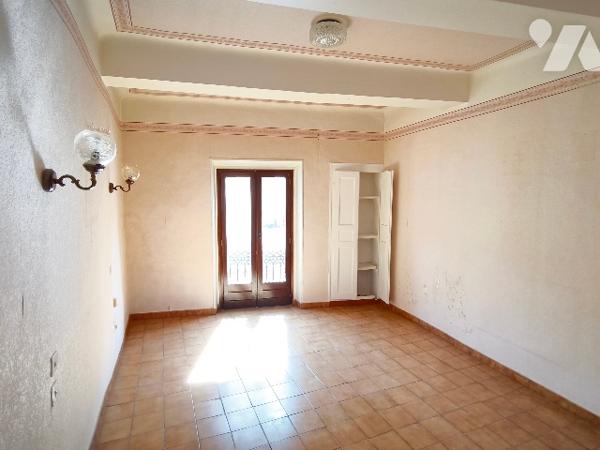 Maison de ville 79 m² – 3 chambres – Centre Oraison – Cave – Climatisation – Potentiel rénovation