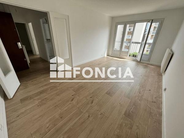 Location Appartement 2 pièces 48.37 m² - 3 SQUARE DU NOZEROY Maurepas 78310