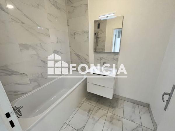 Location Appartement 2 pièces 48.37 m² - 3 SQUARE DU NOZEROY Maurepas 78310