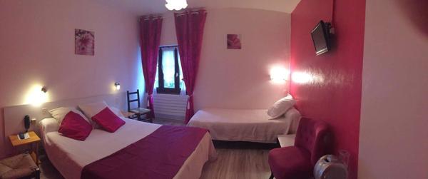 Magnifique Maison en Pierre avec Gîte et Restaurant – Lot-et-Garonne