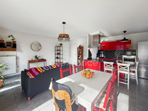 Appartement à vendre 3 pièces GEX (01) - 76m2 avec terrasse, jardin, garage, parking privatif