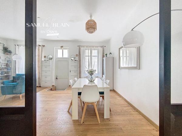 Exceptionnelle Maison de Ville Rénovée avec Jardin et Piscine Chauffée.