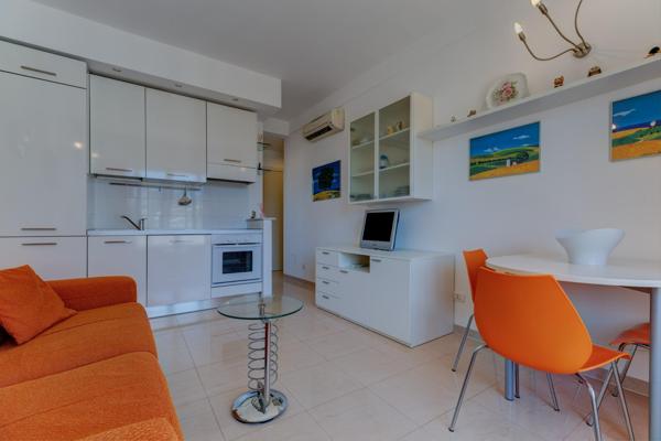 Appartement 2 pièces Nice Carré d'Or