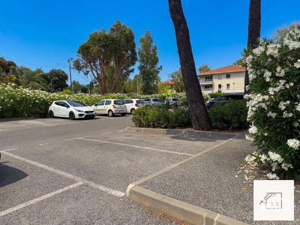Appartement à vendre 4 pièces 82 m² Mandelieu-la-Napoule