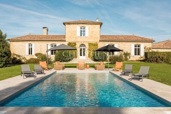 Camblanes – Propriété d’exception au coeur du village – 1,9 hectares