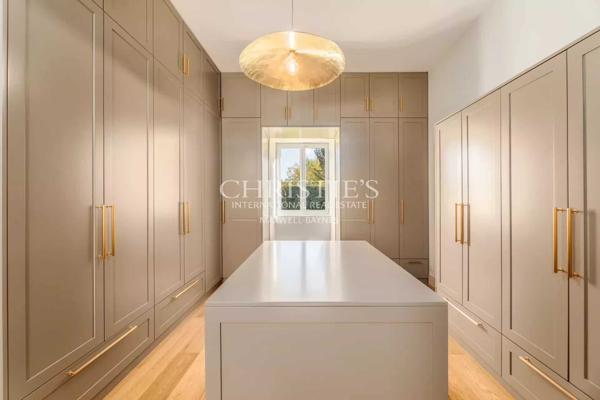 Camblanes – Propriété d’exception au coeur du village – 1,9 hectares