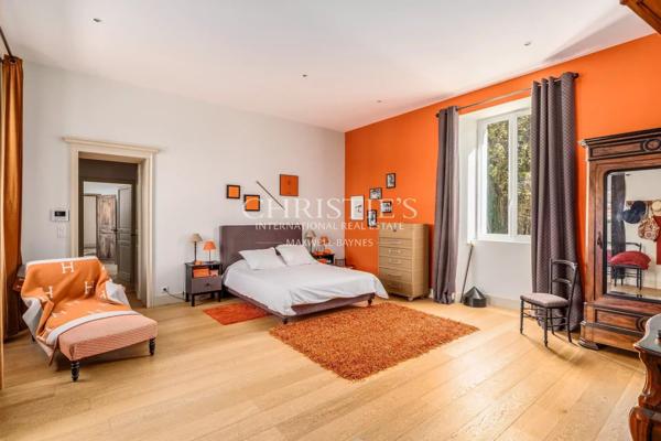 Camblanes – Propriété d’exception au coeur du village – 1,9 hectares