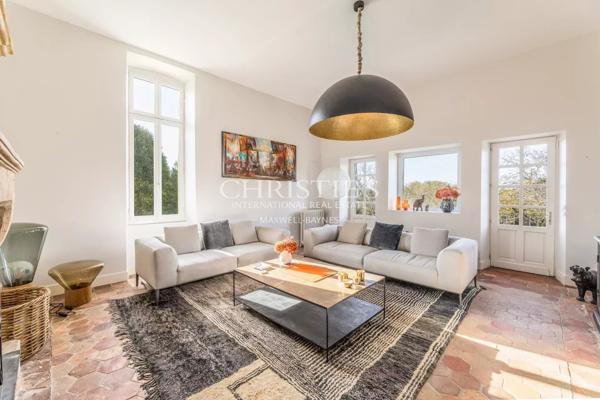 Camblanes – Propriété d’exception au coeur du village – 1,9 hectares