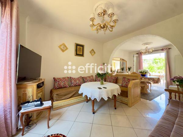 Maison 5 pièces - 106 m² Exclusivité efficity