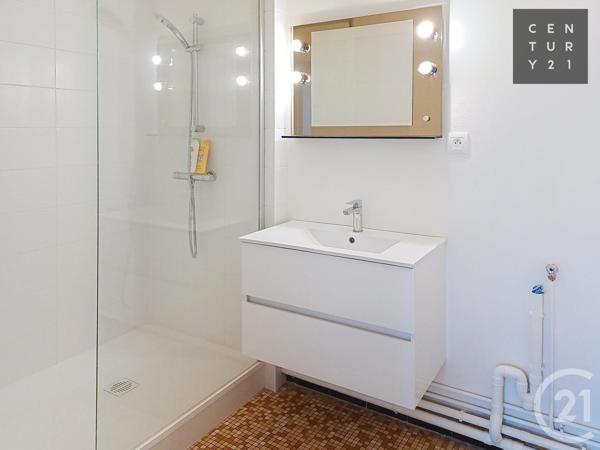 Appartement F3 à vendre  3 pièces - 61 m2 TROYES - 10