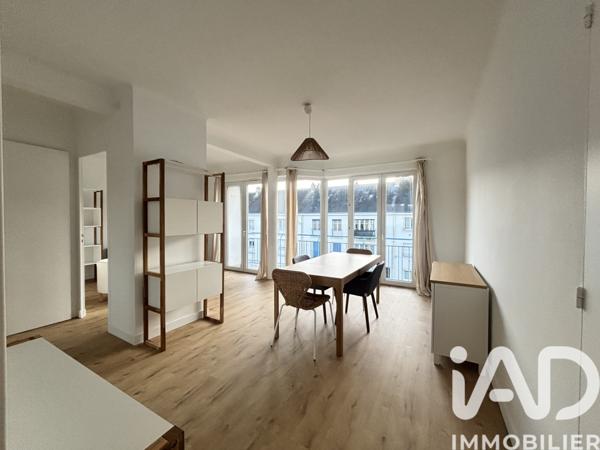 Location appartement 2 pièces 57 m² Saint-Nazaire