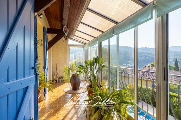 Maison familiale à Allauch 13190 - LE LOGIS NEUF – Maison T4 de 140 m², avec piscine, garage, vue dégagée, terrain 614m²