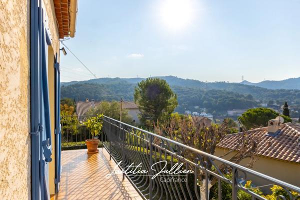 Maison familiale à Allauch 13190 - LE LOGIS NEUF – Maison T4 de 140 m², avec piscine, garage, vue dégagée, terrain 614m²