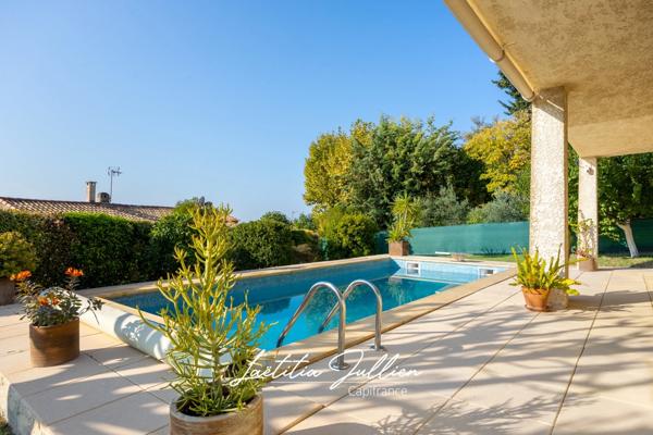 Maison familiale à Allauch 13190 - LE LOGIS NEUF – Maison T4 de 140 m², avec piscine, garage, vue dégagée, terrain 614m²