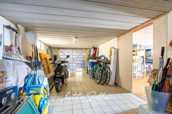 Maison familiale à Allauch 13190 - LE LOGIS NEUF – Maison T4 de 140 m², avec piscine, garage, vue dégagée, terrain 614m²