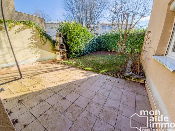 Appartement T4 de plain-pied avec garage et jardin