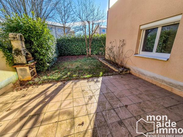 Appartement T4 de plain-pied avec garage et jardin