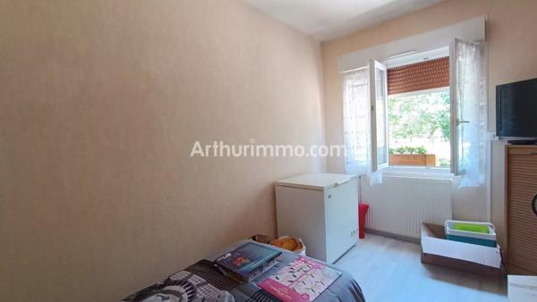 Vente                                                      Appartement
                        
                     3 pièces                      56 m2                     à Tavaux