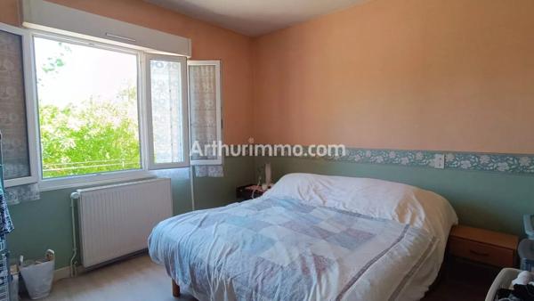 Vente                                                      Appartement
                        
                     3 pièces                      56 m2                     à Tavaux
