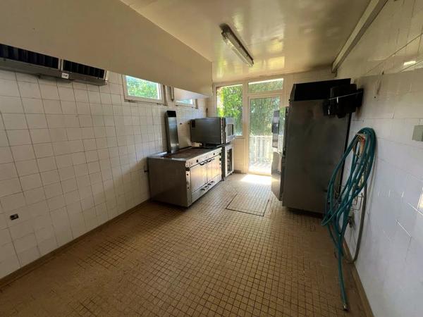 Maison Sorges Et Ligueux En Perigord 12 pièce(s) 377 m2