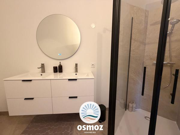 Maison de plain-pied rénovée avec 3 chambres et extérieur !