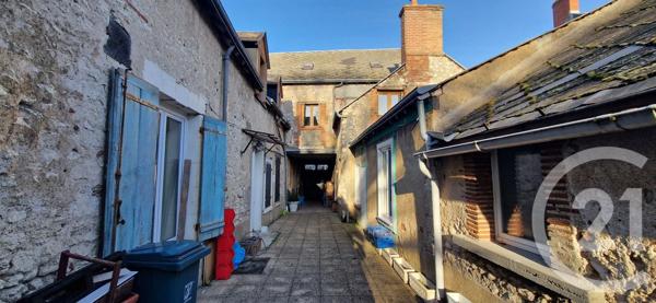 Maison à vendre  5 pièces - 210 m 2   ST HILAIRE ST MESMIN  - 45