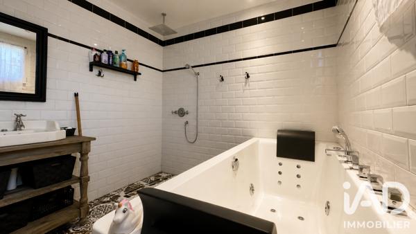 Maison à vendre 8 pièces 263 m² Châtellerault