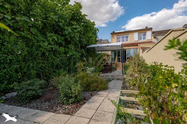 Maison à vendre |  Saintes |  5 pièces | 126 m²