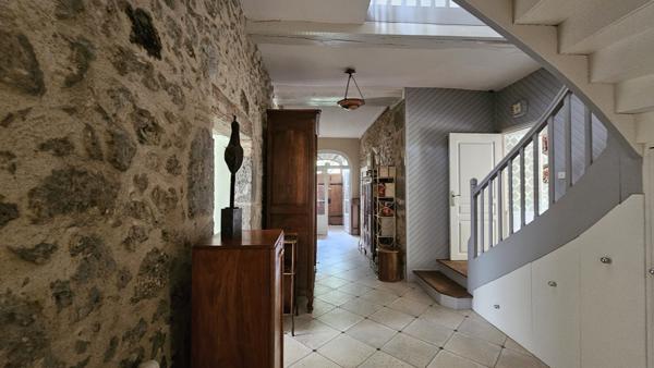 Casteljaloux (47700) Grande maison 5 chambres